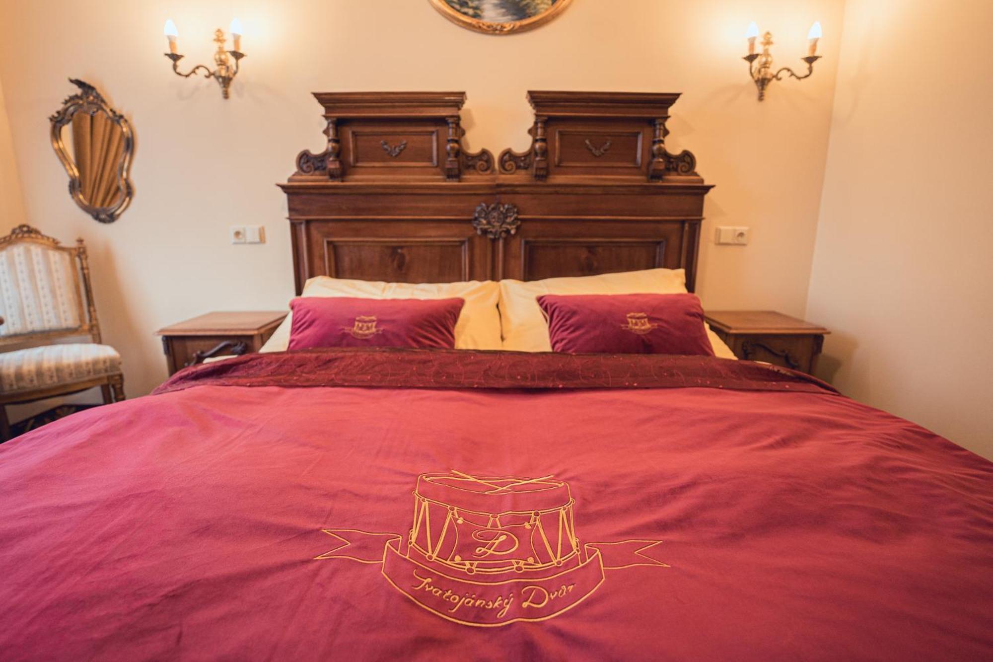 Hotel Svatojansky Dvur Prag Oda fotoğraf