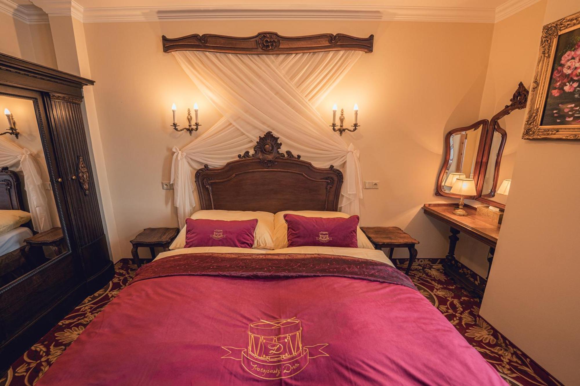 Hotel Svatojansky Dvur Prag Oda fotoğraf
