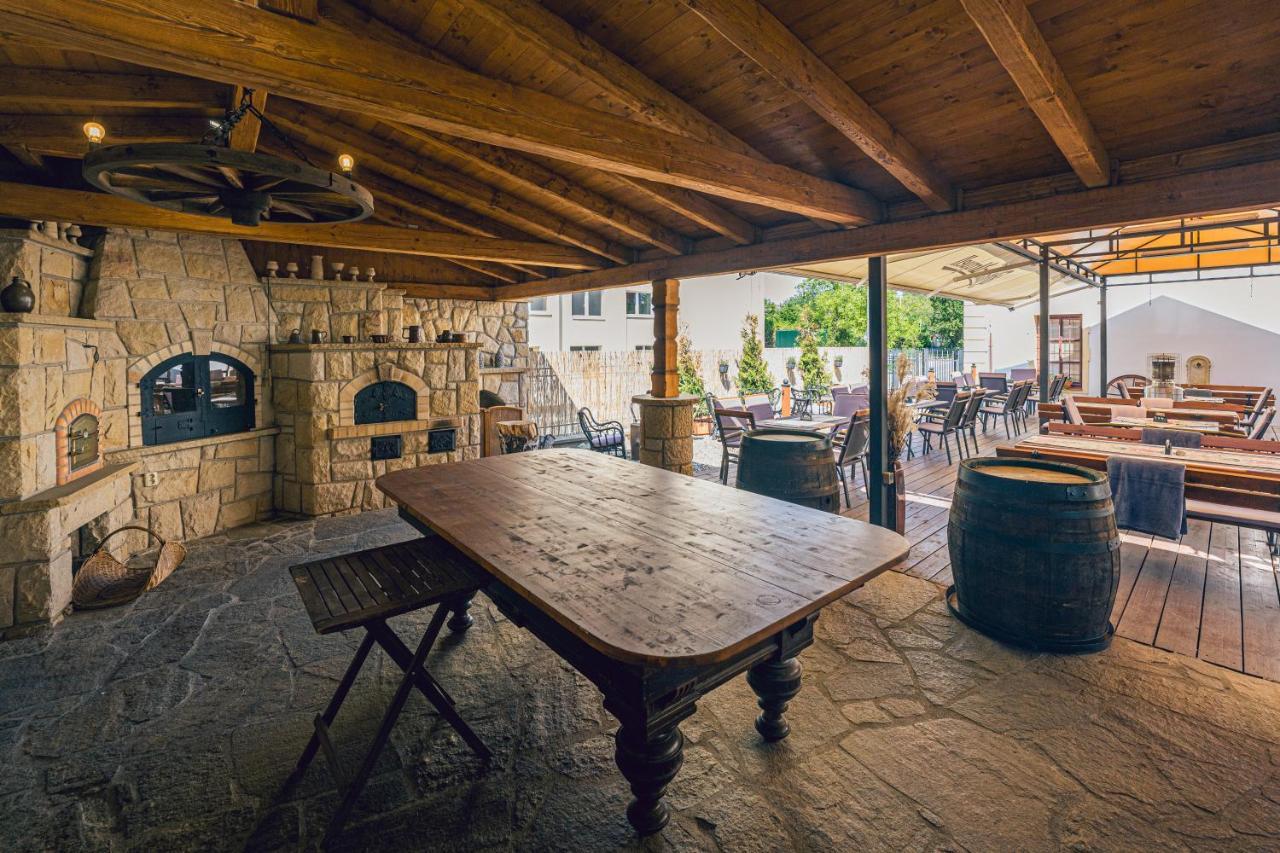 Hotel Svatojansky Dvur Prag Dış mekan fotoğraf